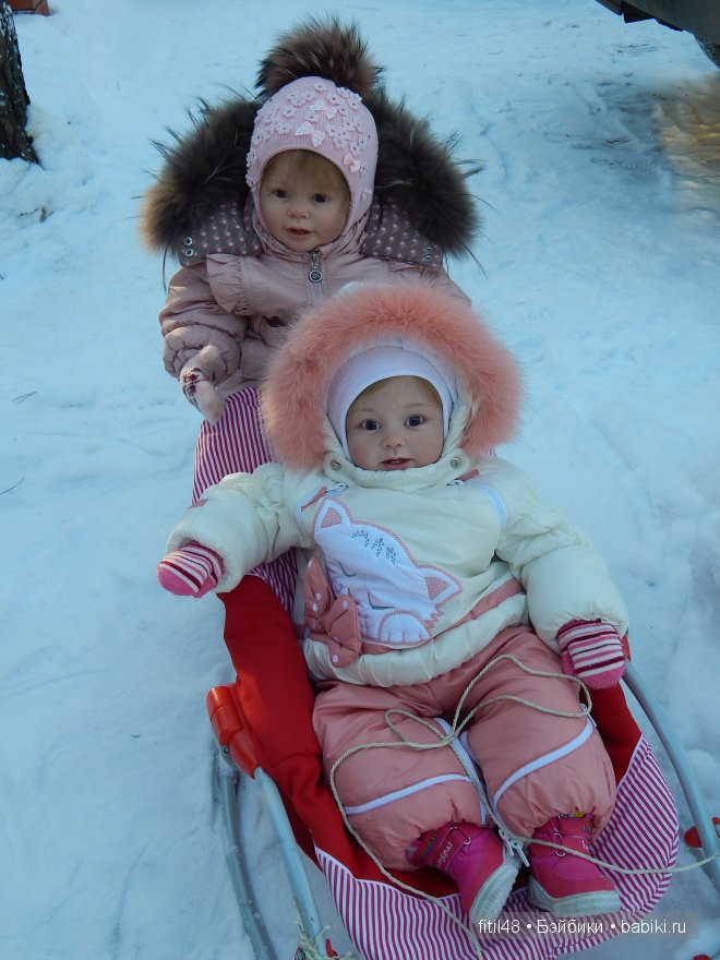 Звёздочки-Снежинки. Куклы реборн Елены Ядриной на прогулке