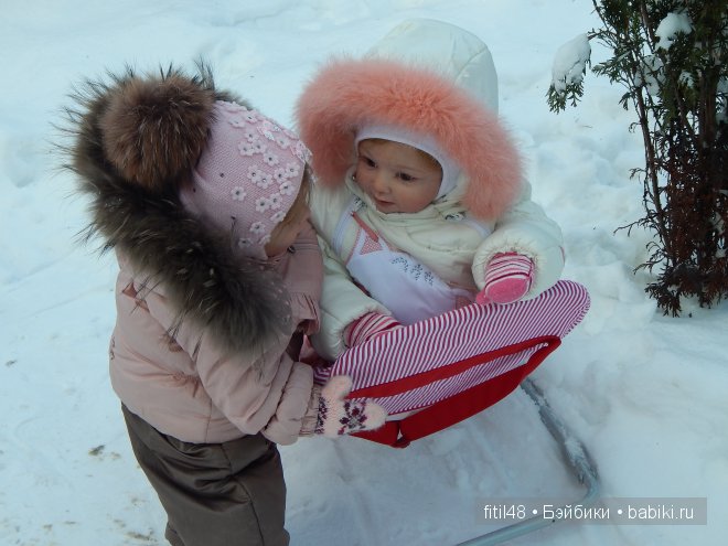Звёздочки-Снежинки. Куклы реборн Елены Ядриной на прогулке