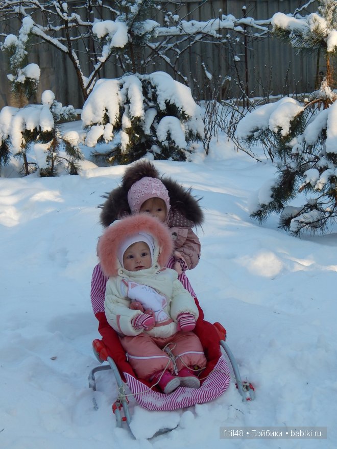 Звёздочки-Снежинки. Куклы реборн Елены Ядриной на прогулке