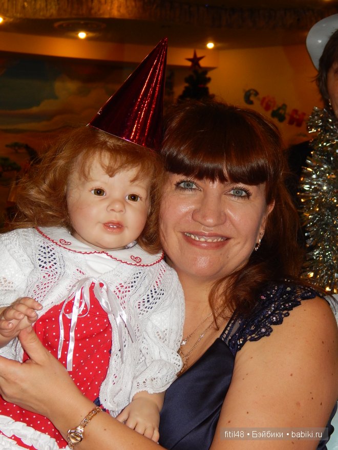 Новогодний карнавал в кукольной стране