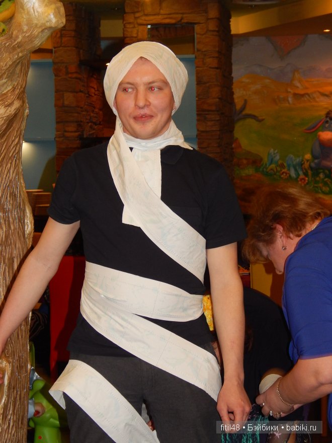 Новогодний карнавал в кукольной стране