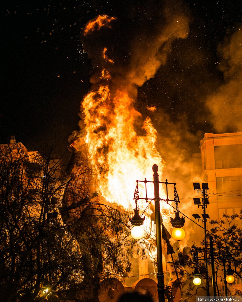 Праздник Лас-Файяс в Испании (фото 5)
