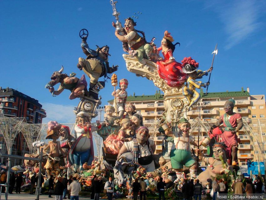 Праздник Лас-Файяс в Испании (фото 2)