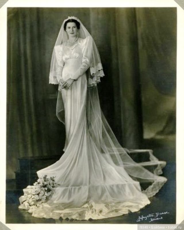 Невесты и их шикарные платья в исторических фотографиях 1930-х годов (фото 2)