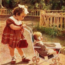 Дети 70-х играют в куклы