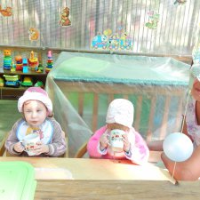 Учат в школе