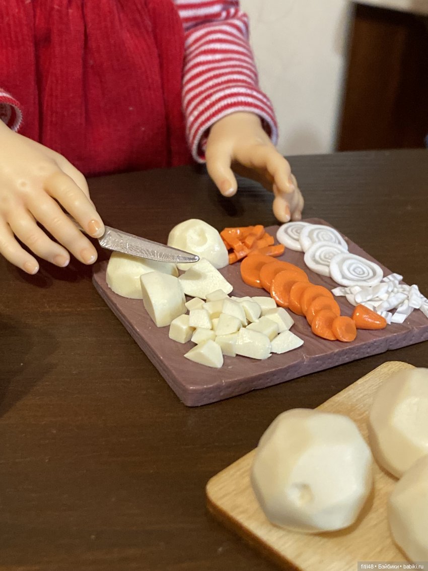 Варим суп — Куклы Paola Reina (Паола Рейна): новинки (фото 4)