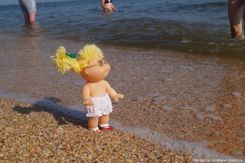 Лето 2017. Азовское море, ст. Голубицкая. Капустки Ксюшка и Ирэна на отдыхе (фото 7)