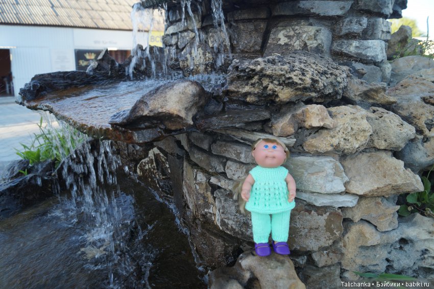 Лето 2017. Азовское море, ст. Голубицкая. Капустки Ксюшка и Ирэна на отдыхе