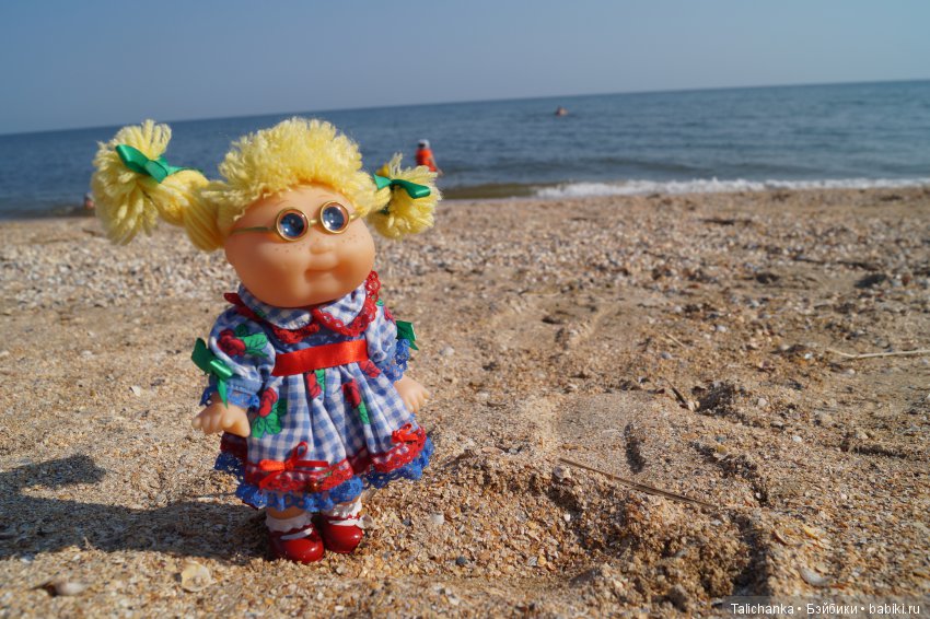 Лето 2017. Азовское море, ст. Голубицкая. Капустки Ксюшка и Ирэна на отдыхе (фото 3)