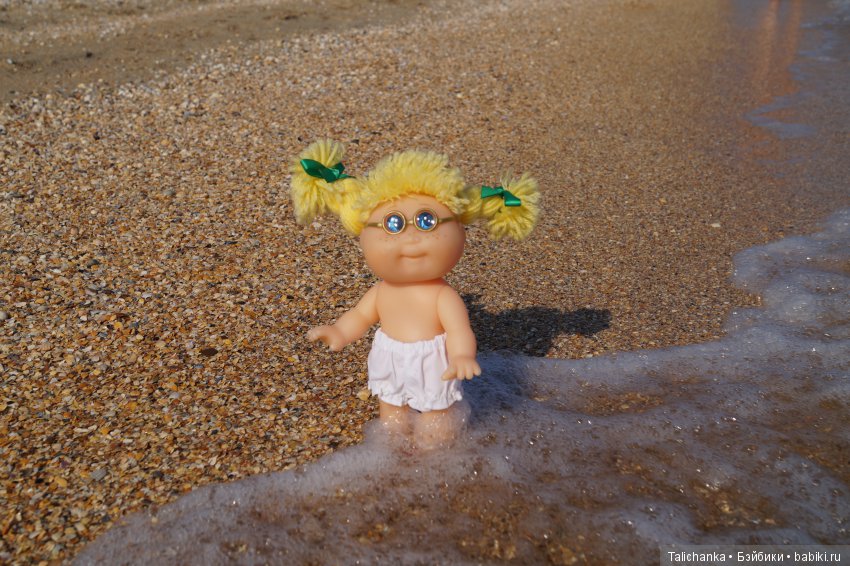 Лето 2017. Азовское море, ст. Голубицкая. Капустки Ксюшка и Ирэна на отдыхе (фото 8)