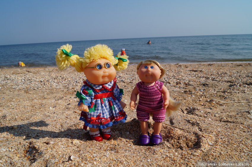 Лето 2017. Азовское море, ст. Голубицкая. Капустки Ксюшка и Ирэна на отдыхе (фото 4)