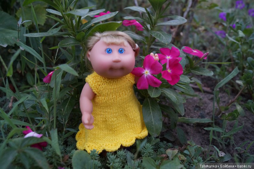 Лето 2017. Азовское море, ст. Голубицкая. Капустки Ксюшка и Ирэна на отдыхе