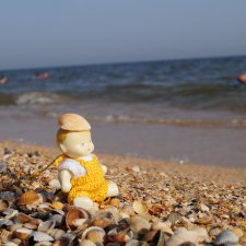 Лето 2017. Азовское море, ст. Голубицкая. Вовчик и Дюймовочка на отдыхе