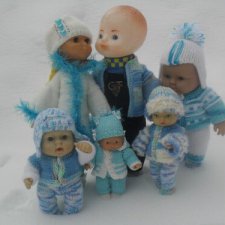 Дорогие, милые женщины, девочки, девушки, с праздником