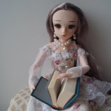 Я подарю сестрёнке куклу