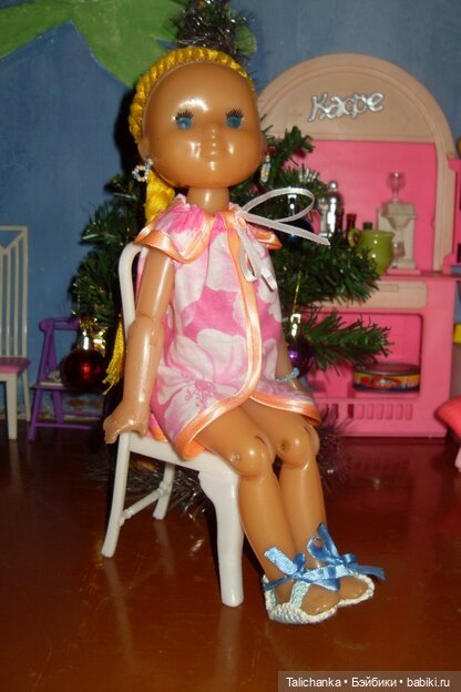 Выкройка халата для советской куклы Свердловской Оли, Лены и схожих по размерам других девочек (фото 9)