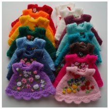 Нарядные радужные платьица для малюток Кьюпи Kewpie dolls ростом 20 см Нарядные радужные платьица для малюток Кьюпи Kewpie dolls ростом 20 см