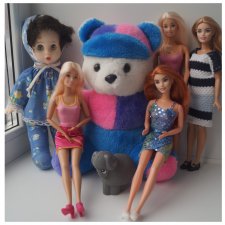 Четвёртая выписка октября. Лечим глазки советской кукле. Мишутка из 90-х стал как новенький! Четыре Барби обрели головы