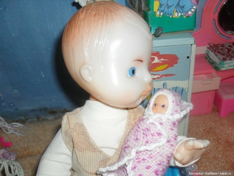 Первая январская выписка, в кругу большой и дружной семьи Жени и Антона. Женечку перепрошила, Антону восстановила цвет