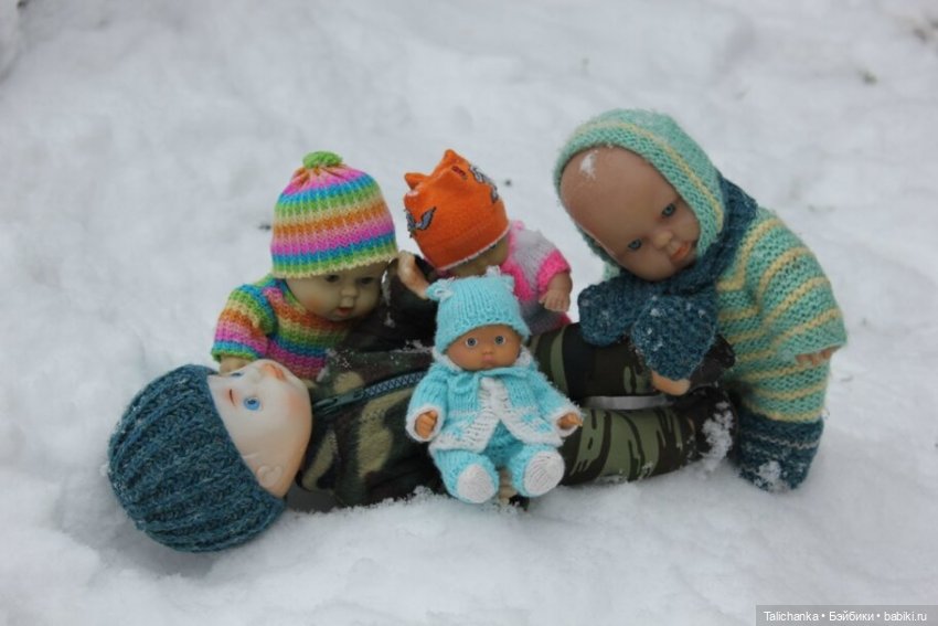 Первая январская выписка, в кругу большой и дружной семьи Жени и Антона. Женечку перепрошила, Антону восстановила цвет