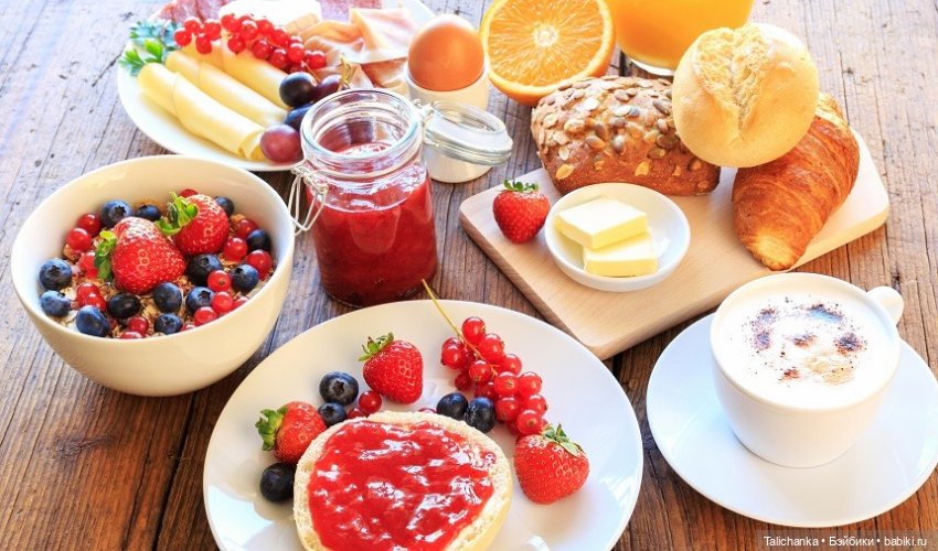 Третья выписка февраля. Сложная пациентка получила помощь нейрохирурга, бегемот Тотоша снова ловит шарики, лепка стоп +