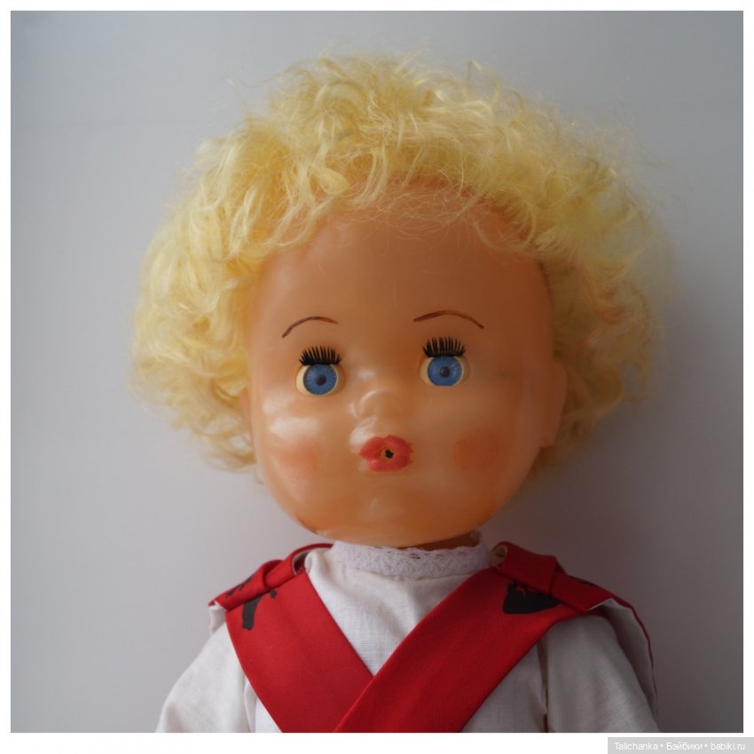 Вторая выписка марта. Нейрохирург вылечил девочку. Снова убираем банчемсы из волос Маши. Соединила голову и тело, получилась