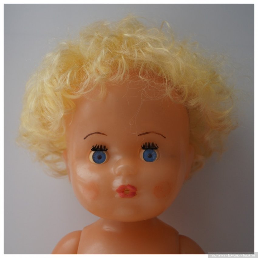 Вторая выписка марта. Нейрохирург вылечил девочку. Снова убираем банчемсы из волос Маши. Соединила голову и тело, получилась