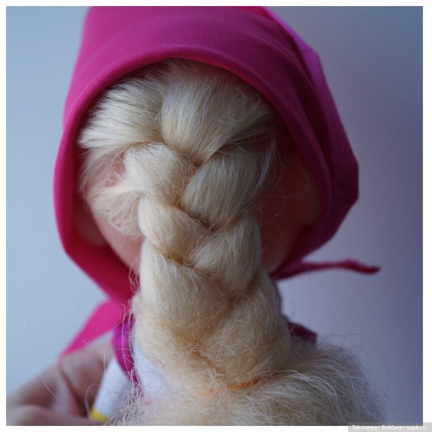 Вторая выписка марта. Нейрохирург вылечил девочку. Снова убираем банчемсы из волос Маши. Соединила голову и тело, получилась