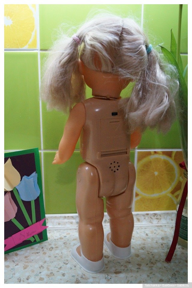 Вторая выписка марта. Нейрохирург вылечил девочку. Снова убираем банчемсы из волос Маши. Соединила голову и тело, получилась