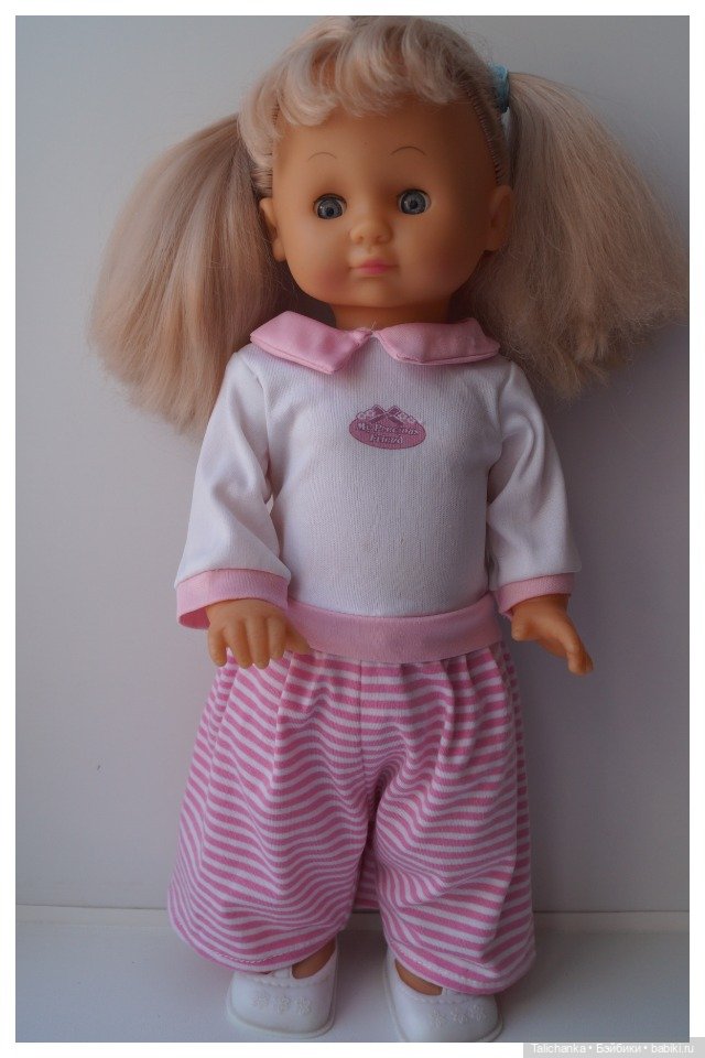 Вторая выписка марта. Нейрохирург вылечил девочку. Снова убираем банчемсы из волос Маши. Соединила голову и тело, получилась