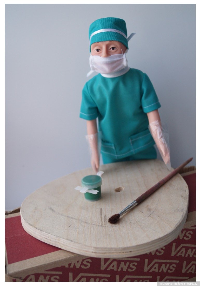 Четвёртая выписка марта. Флокировка как альтернатива паричку. Как укрепить разболтавшийся шарнир в талии. У нас и Айболит на