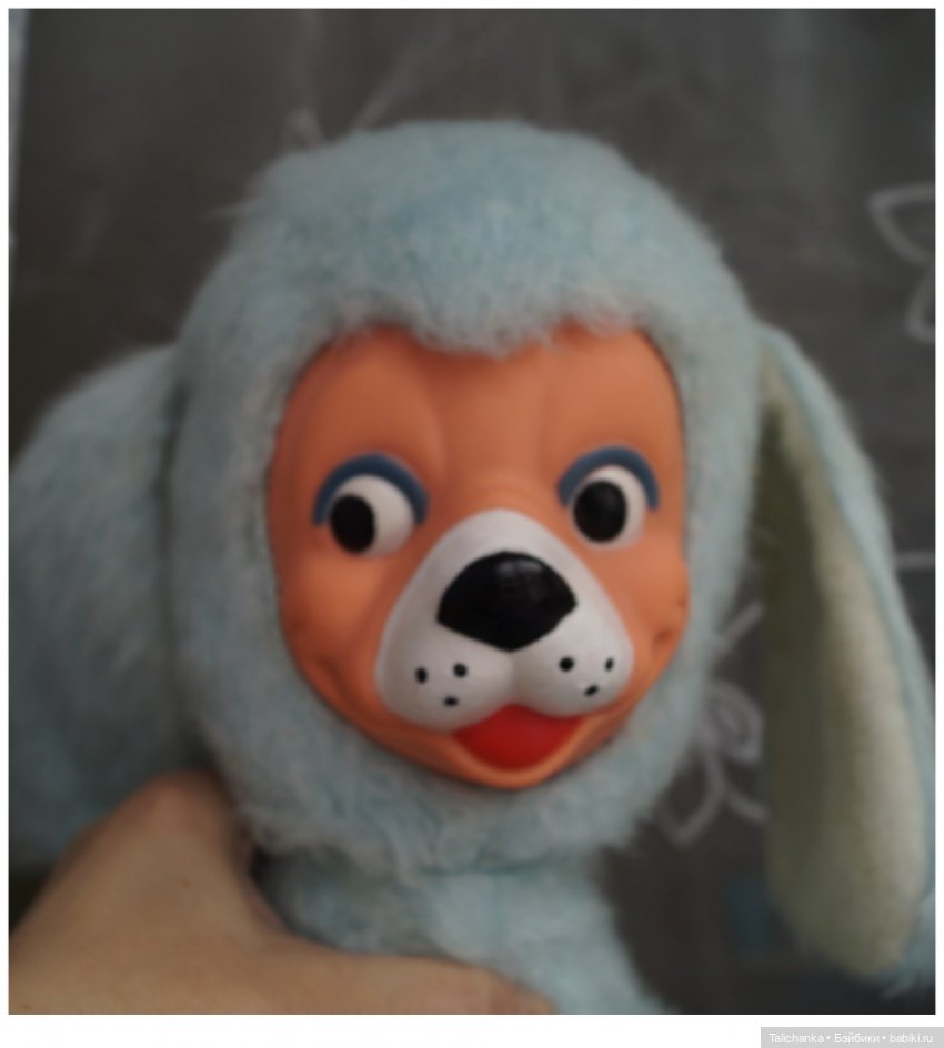 Вторая выписка апреля. Паяем отломанные ножки. Утерян шейный шарнир, меняем его на бусину. Тройной обмен телами и головами