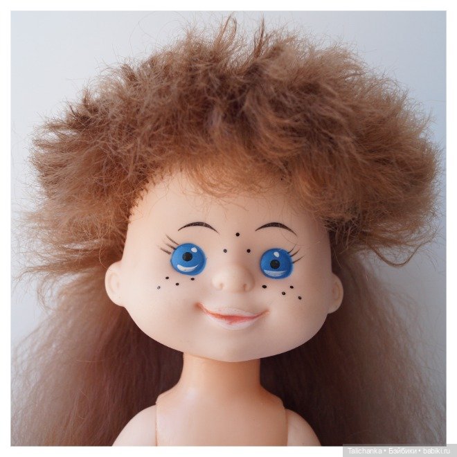 Вторая выписка апреля. Паяем отломанные ножки. Утерян шейный шарнир, меняем его на бусину. Тройной обмен телами и головами