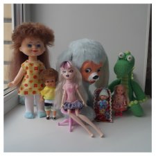 Вторая выписка апреля. Паяем отломанные ножки. Утерян шейный  шарнир, меняем его на бусину. Тройной обмен телами и головами