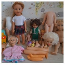 Посылочка с очень интересными куклами