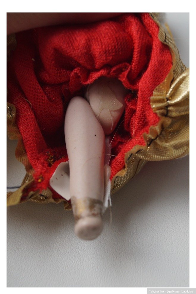 Четвёртая выписка апреля. Замена тела, флокировка с частичной прошивкой, раскрошилась шея Анны, лепка потерявшейся ножки