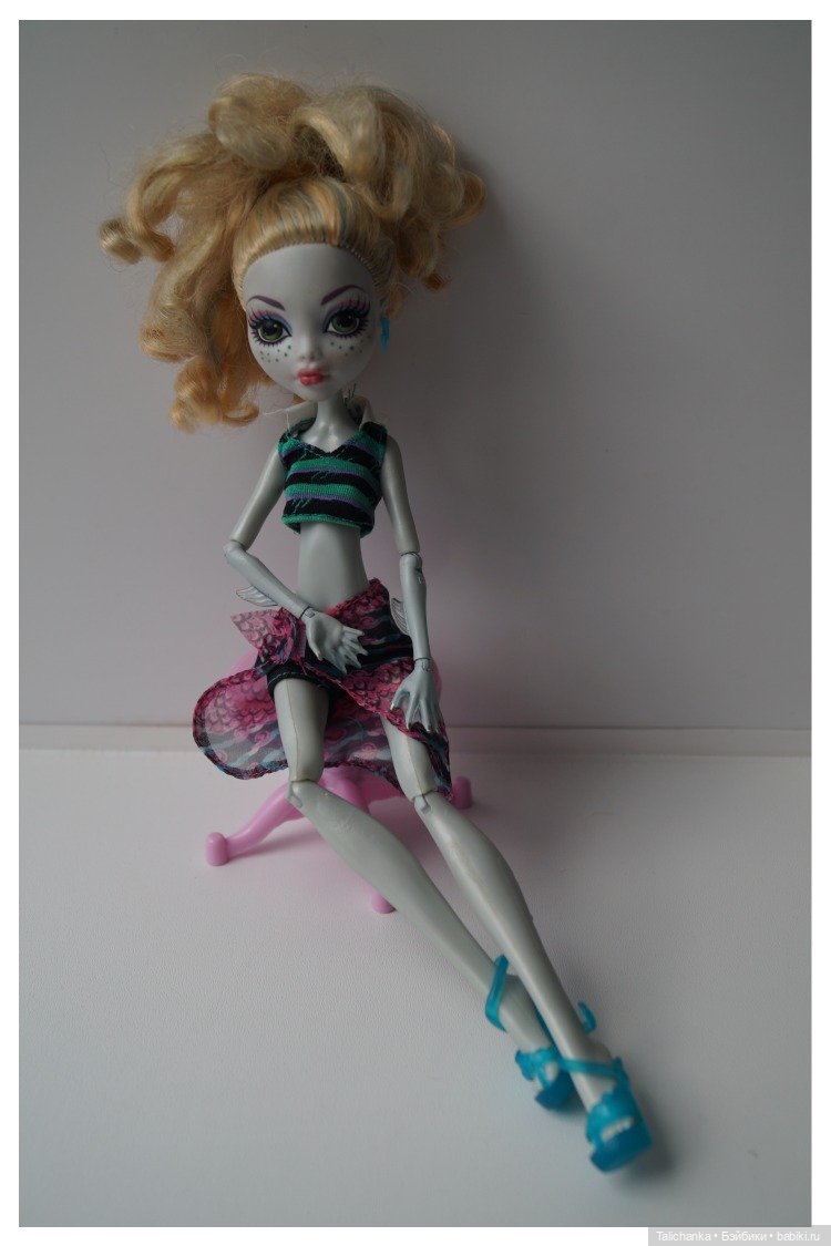 Четвёртая выписка апреля. Замена тела, флокировка с частичной прошивкой, раскрошилась шея Анны, лепка потерявшейся ножки