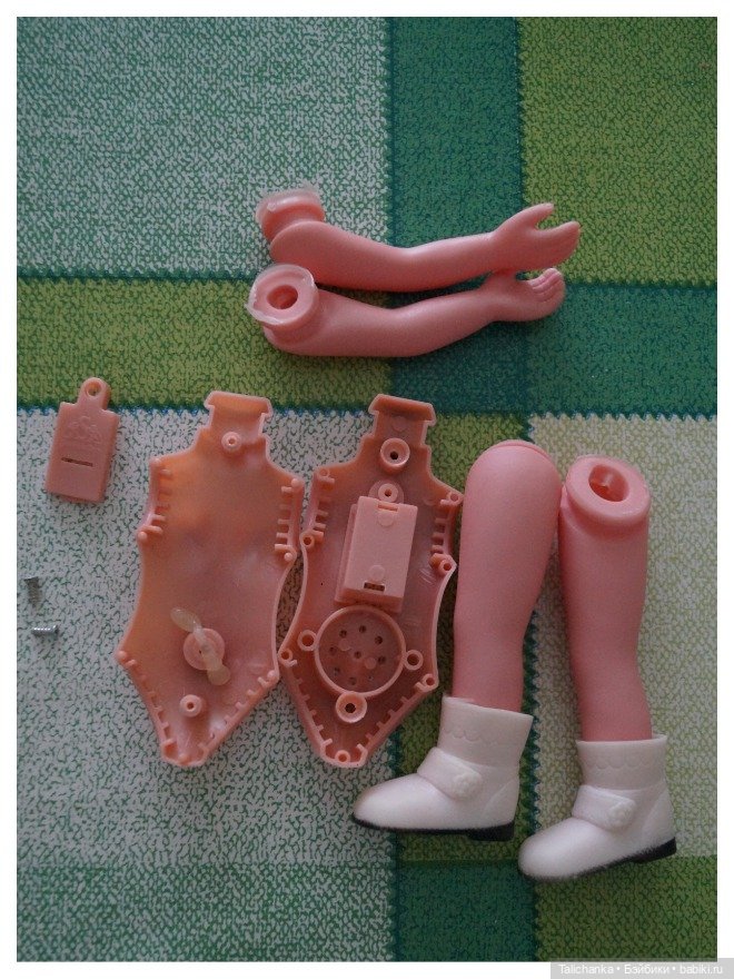 Четвёртая выписка апреля. Замена тела, флокировка с частичной прошивкой, раскрошилась шея Анны, лепка потерявшейся ножки