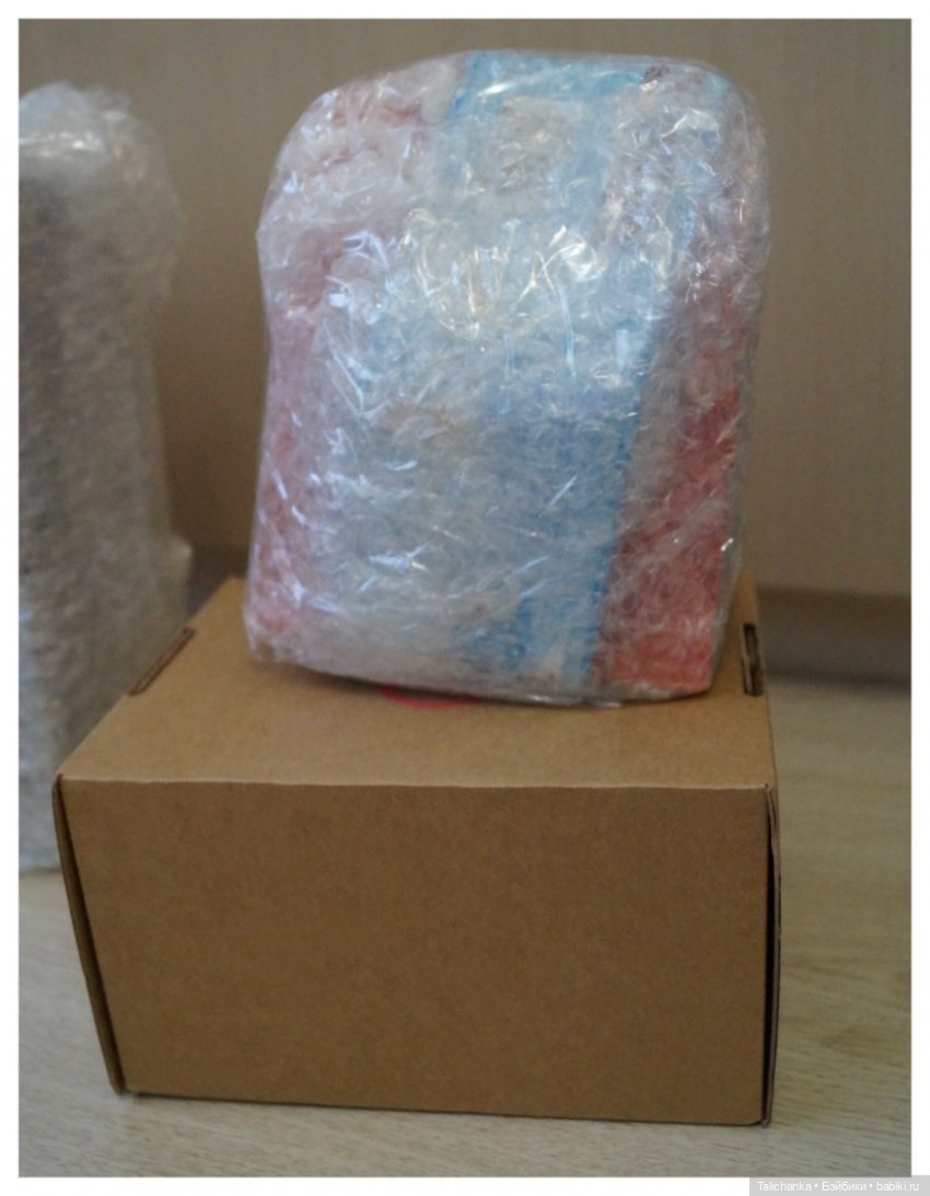 Посылочка с гостинцами от подруги