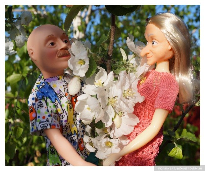 Третья майская выписка. Я опознала и вылечила гнома. Птичка найдёнка выздоровела, из двух разных посылок собралась куколка