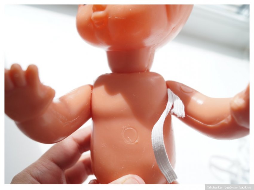 Четвёртая выписка мая. Одноклассница привезла мне куклу из Ярославской области. Куклы замарашки стали красавицами. Из