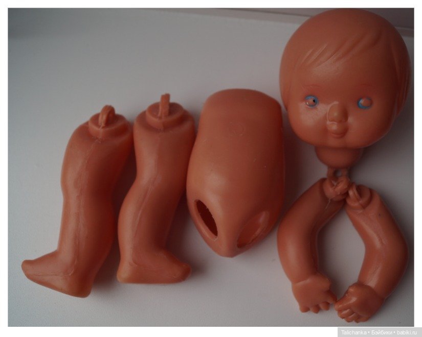 Четвёртая выписка мая. Одноклассница привезла мне куклу из Ярославской области. Куклы замарашки стали красавицами. Из