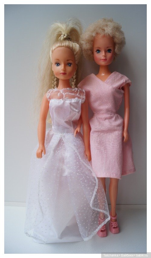 Четвёртая выписка мая. Одноклассница привезла мне куклу из Ярославской области. Куклы замарашки стали красавицами. Из