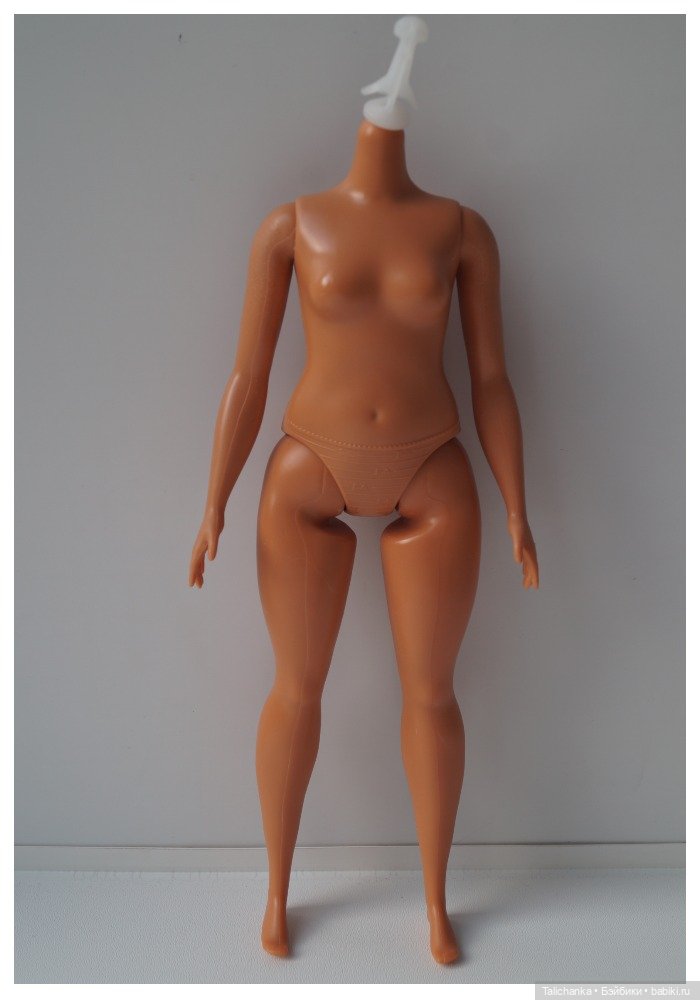 Четвёртая выписка июня. Выравниваем длину ног ГДР. Восстанавливаем цвет пластика свердловчанки. Новое тело для Маринки +