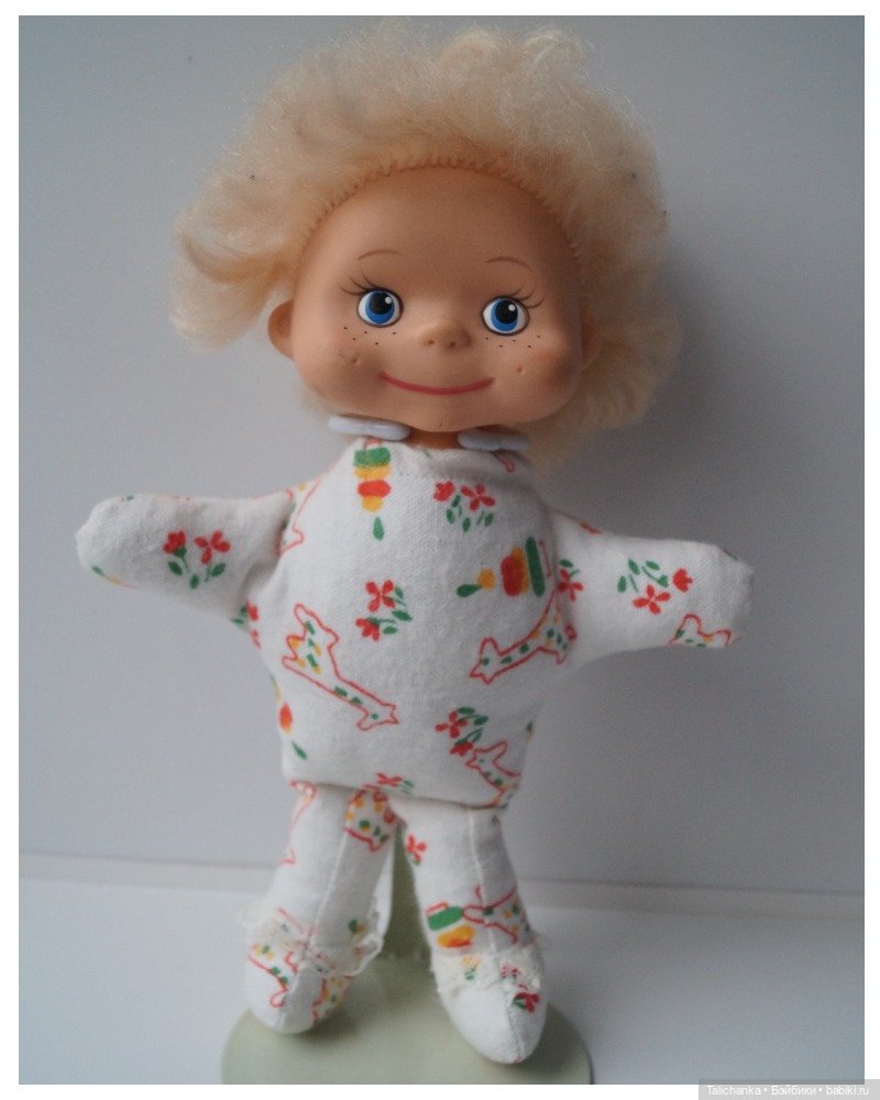 Четвёртая выписка июня. Выравниваем длину ног ГДР. Восстанавливаем цвет пластика свердловчанки. Новое тело для Маринки +