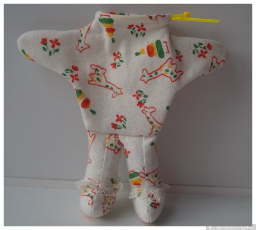 Четвёртая выписка июня. Выравниваем длину ног ГДР. Восстанавливаем цвет пластика свердловчанки. Новое тело для Маринки +