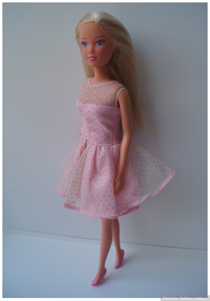 Вторая выписка июля. Перепрошивка, трессы вместо волос, починка перелома ноги беременной Штеффи+ бонус: фото из дома-музея