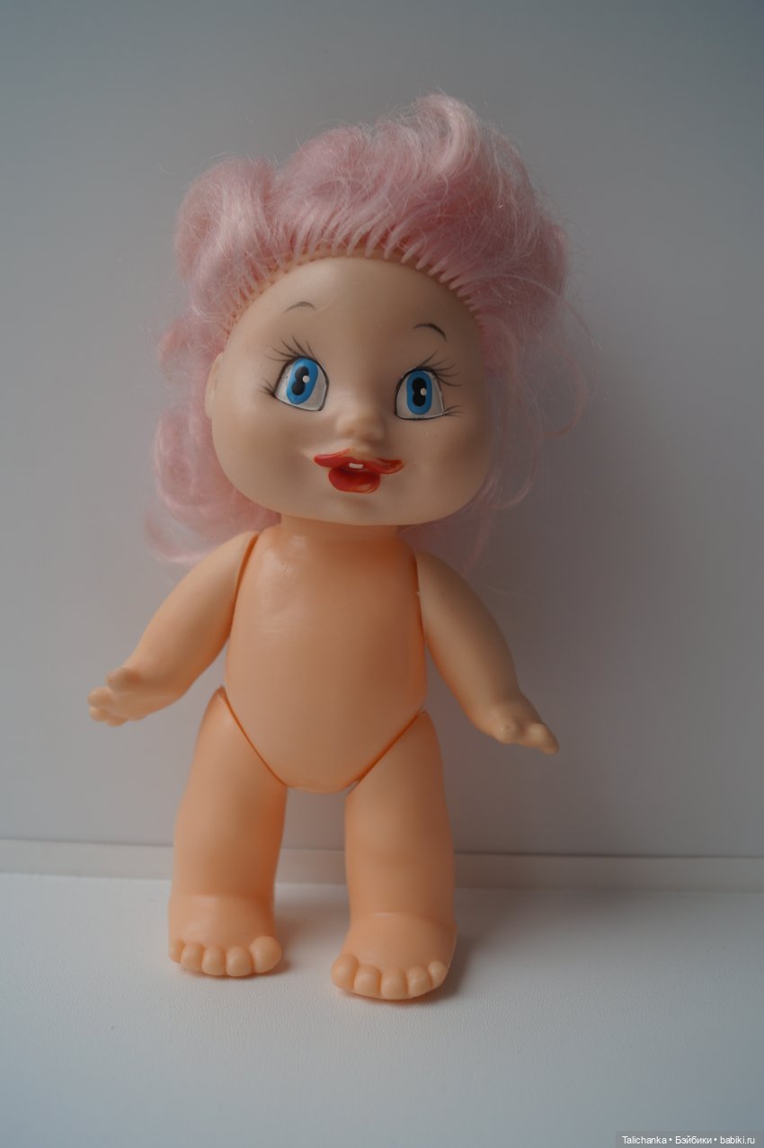 Пятая выписка июля. Новые волосы для горьковской девочки. Карлсон здоров. Две Женьки прихорошились. Оленьки снова видят