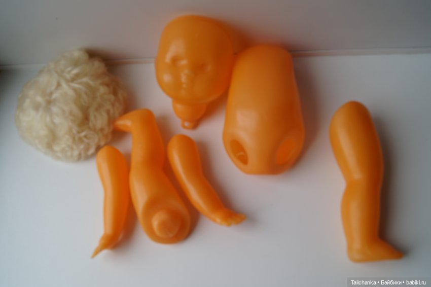 Пятая выписка июля. Новые волосы для горьковской девочки. Карлсон здоров. Две Женьки прихорошились. Оленьки снова видят